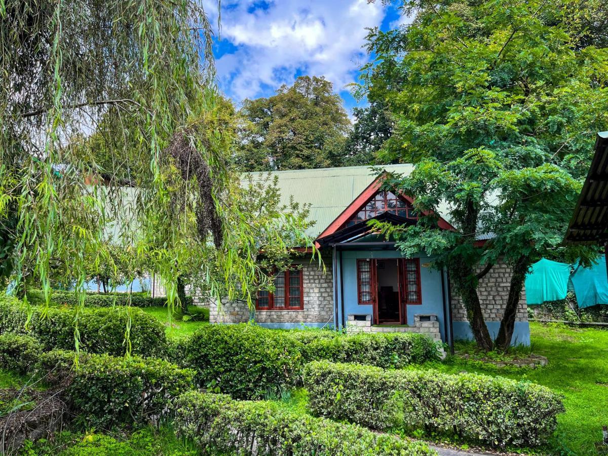 Leela Huts Villa - Manali (Himachal Pradesh) — Photos 1